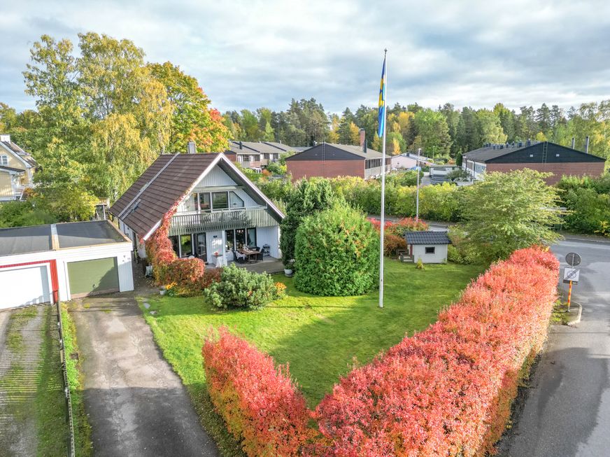Villa, Hemgårdsvägen 15, Fågelsången, Sollentuna