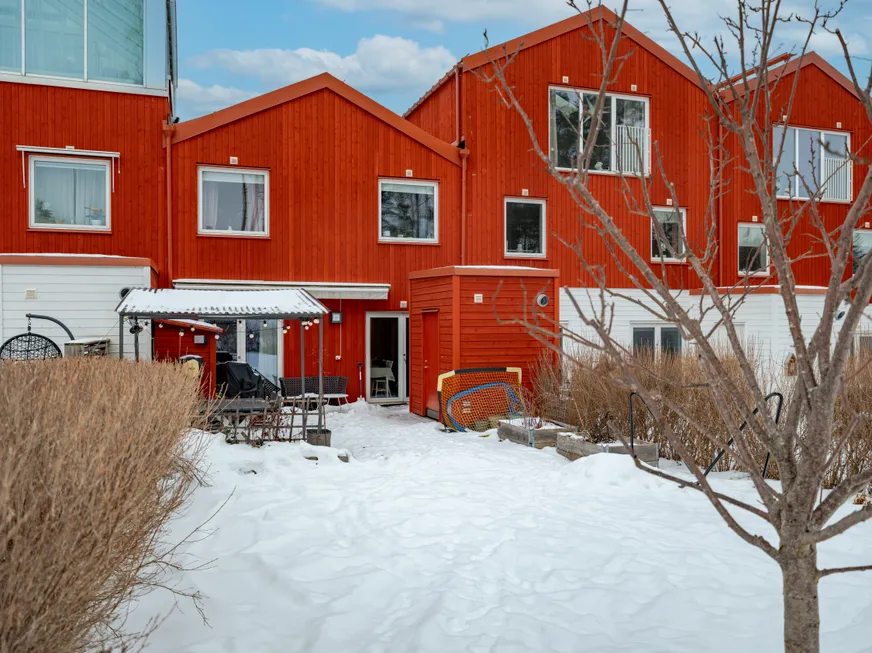 Bostadsrätt, Radhus, Ullna allé 38, Ullna Strand, Täby