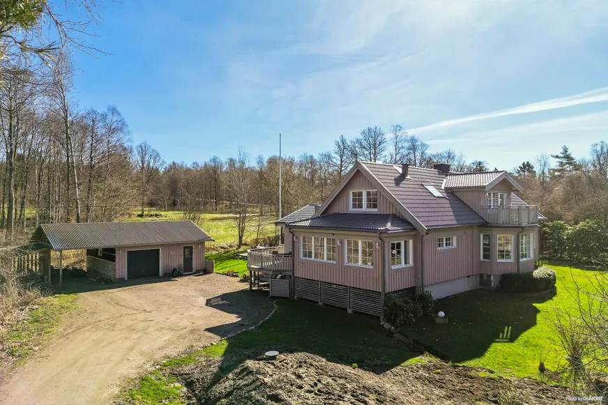 Villa, Ubbhult Kärrsgärde 8, Hällingsjö-Ubbhult, Mark