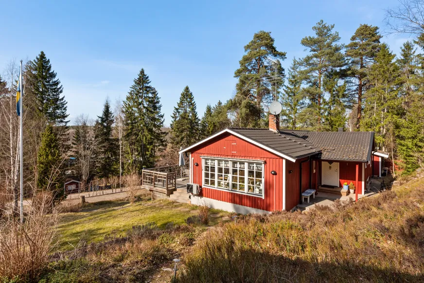 Fritidshus, Bergsrundan 6, Bolby, Österåker