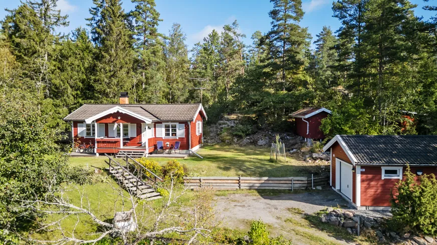 Fritidshus, Hällsätravägen 35, Edsbro, Norrtälje