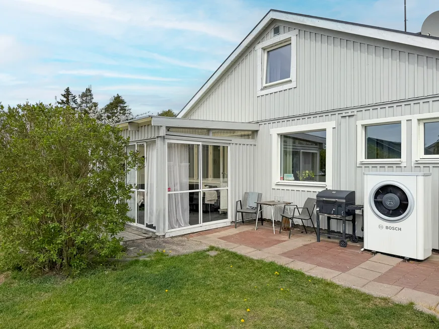 Villa, Radhus, Prästkragevägen 1, Sunnerby, Nynäshamn