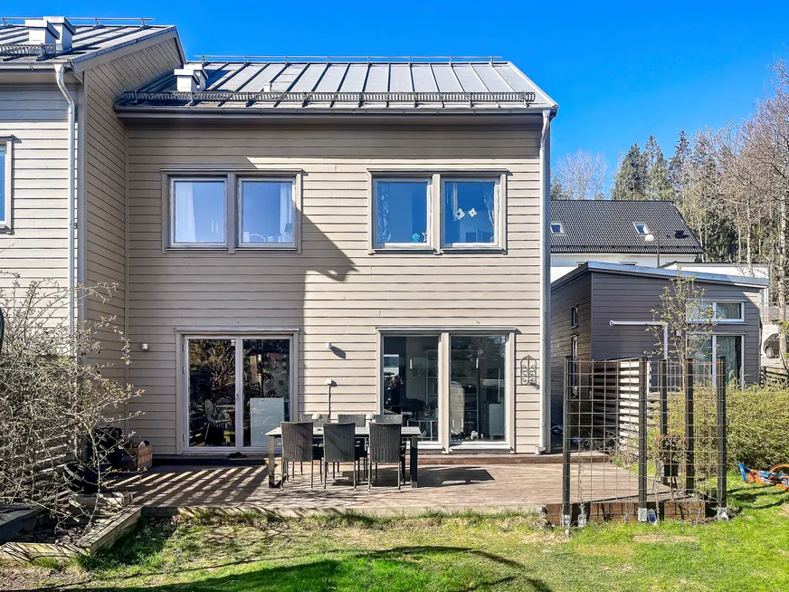 Bostadsrätt, Radhus, Ledungsvägen 27, Väsjön, Sollentuna