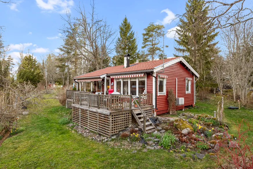 Fritidshus, Sonö Kolbacken 8, Edsbro, Norrtälje