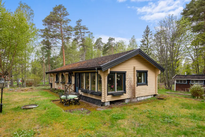 Fritidshus, Ladvägen 5, Ropnäs, Norrtälje