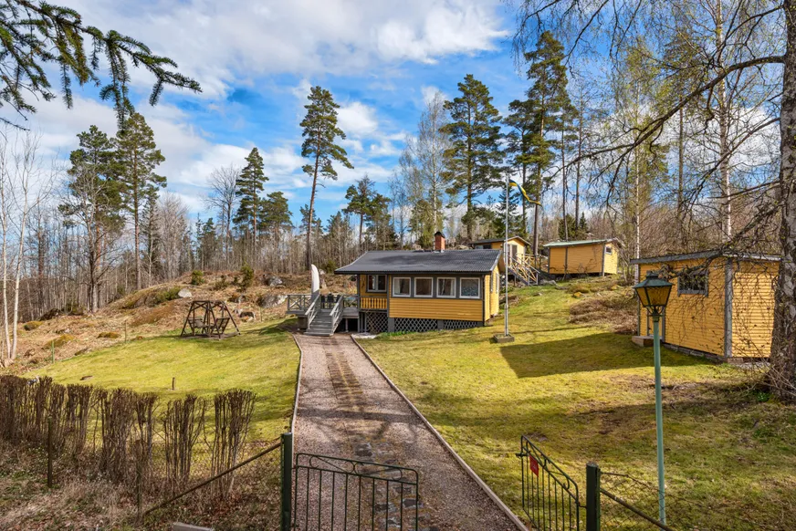 Fritidshus, Lövlundsstigen 28, Smara, Norrtälje