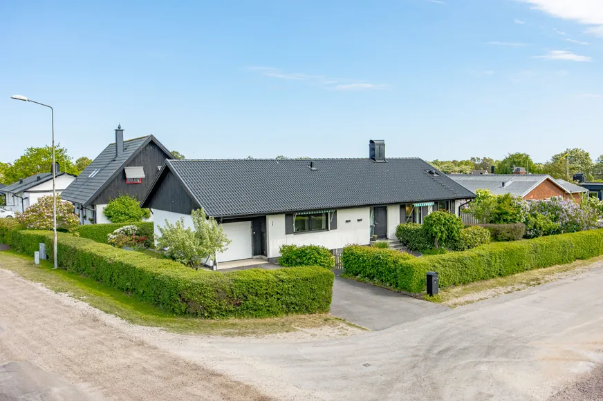 Björnbärsgränd 1
