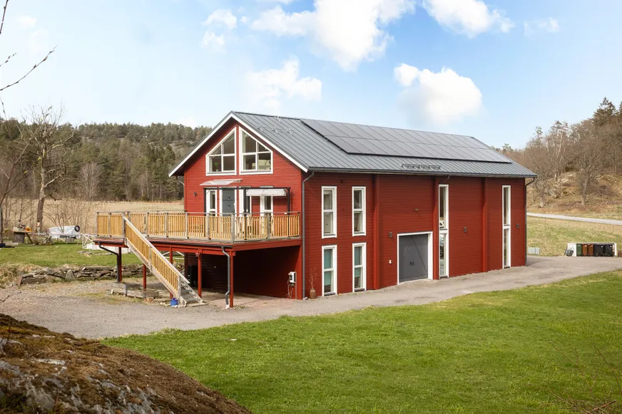 Lilla Röd 127