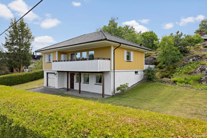 Villa, Centralvägen 22A, Trollbäcken, Tyresö