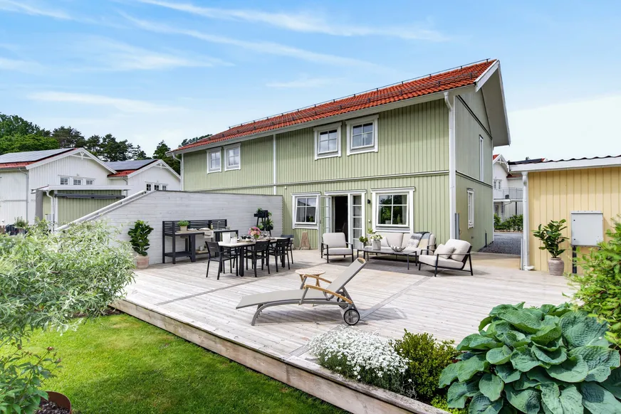 Radhus, Ulmekärrsgården 21, Grebbestad, Tanum