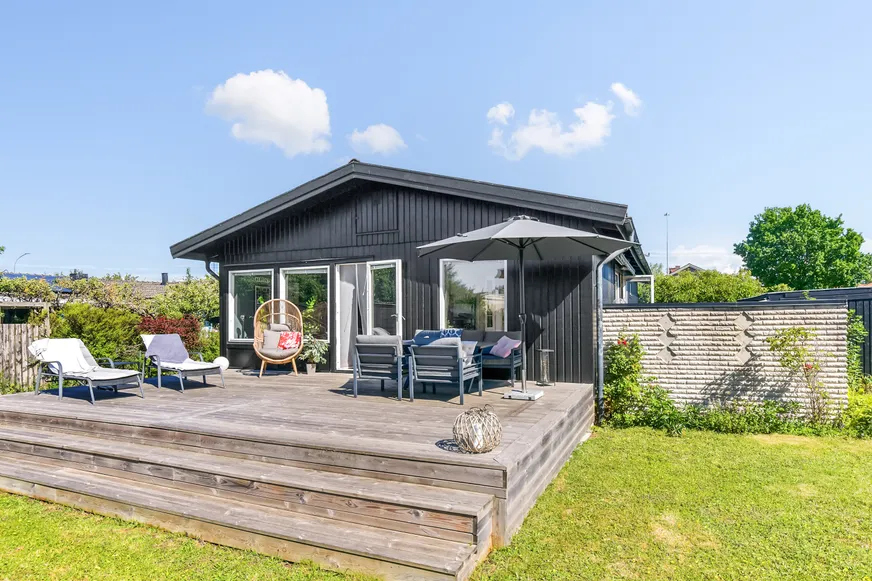 Villa, Hallandsgatan 1, Visby Söder, Gotland