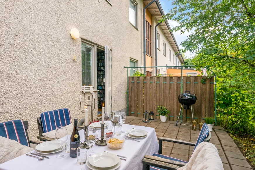 Radhus, Handelsvägen 102, Gamla Enskede, Stockholm
