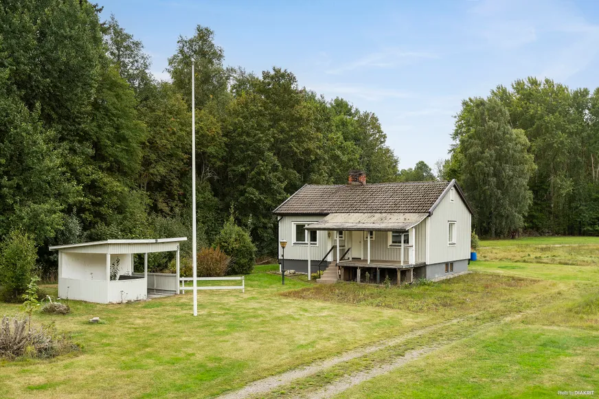 Skogsslingan 8