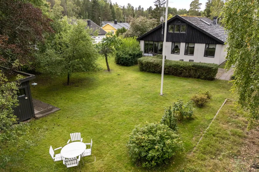 Villa, Parkvägen 15, Hemmesta, Värmdö