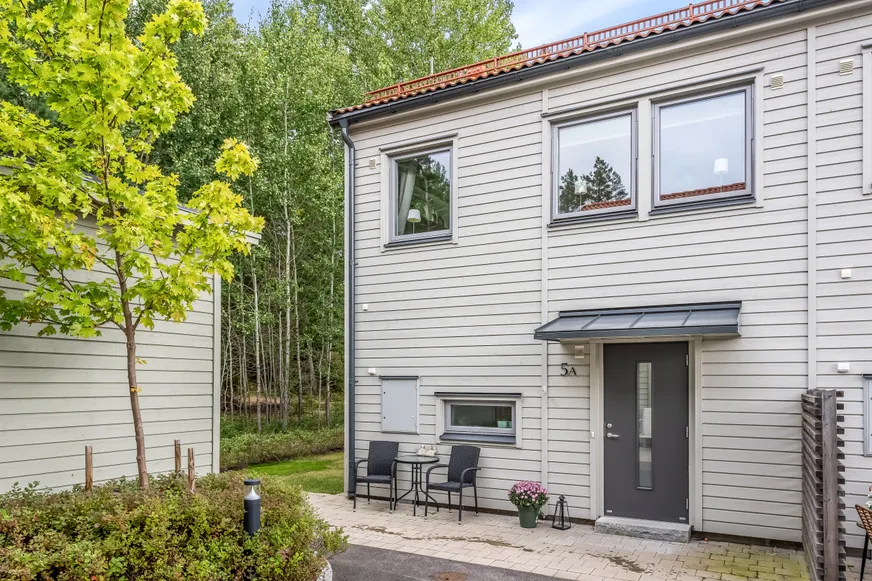 Roshagsvägen 5A