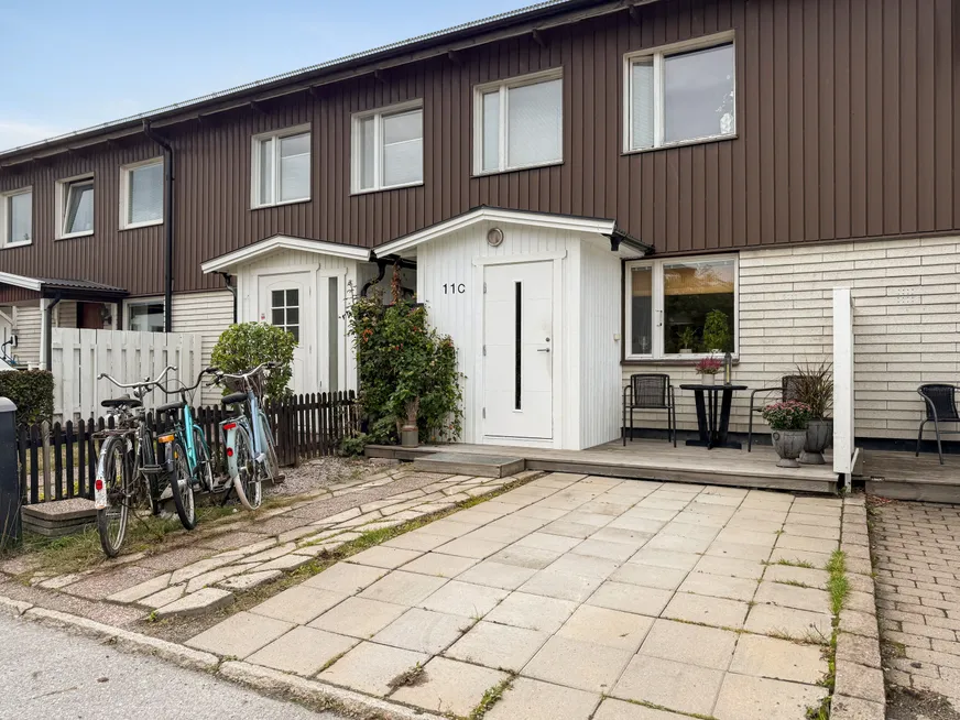 Radhus, Malvastigen 11C, Edsängen, Sollentuna
